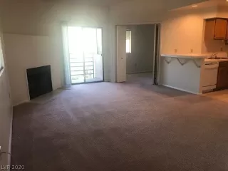 Photo #5: 2215359 Listing 