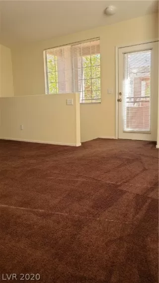 Photo #5: 2215427 Listing