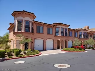 Photo #1: 2215462 Listing