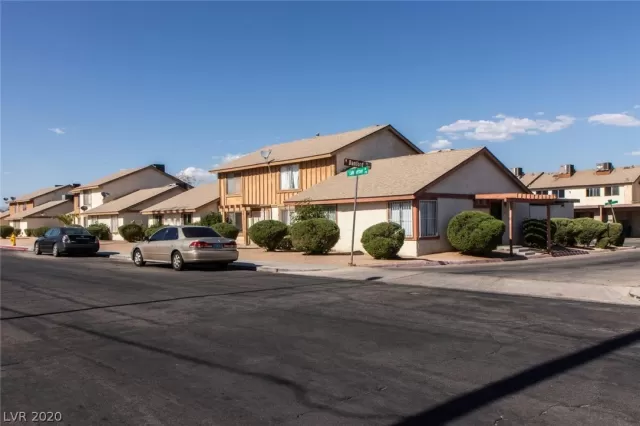 MLS: 2215476 Condo For Sale