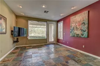 Photo #5: 2215493 Listing 