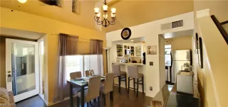 Photo #5: 2215533 Listing