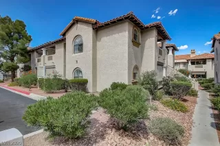 Photo #2: 2215547 Listing 