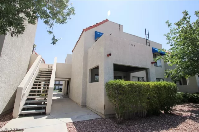 MLS: 2215568 Condo For Sale