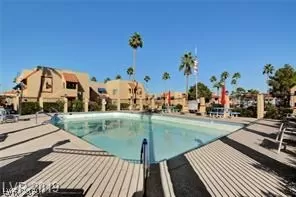 Photo #1: 2215568 Listing 