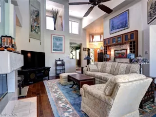 Photo #4: 2215572 Listing 