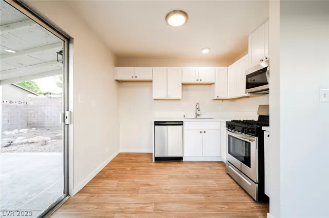 MLS: 2215623 Condo For Sale