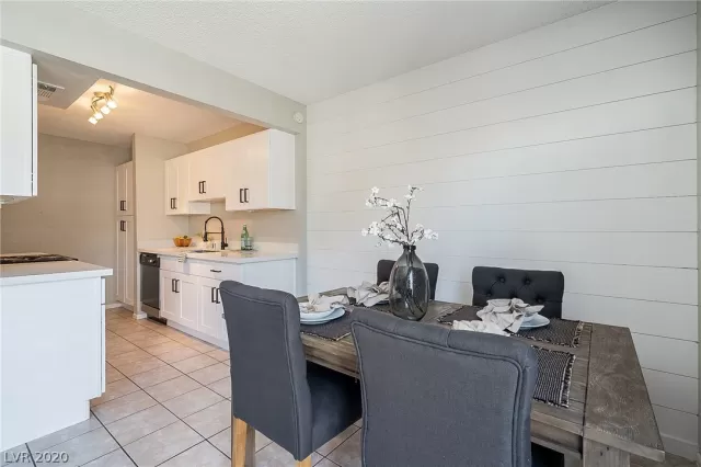 MLS: 2215699 Condo For Sale