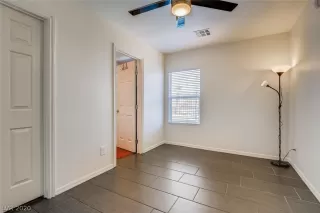 Photo #5: 2215750 Listing