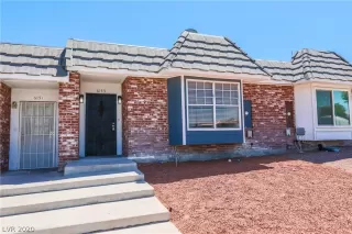 Photo #1: 2215759 Listing 