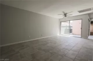 Photo #5: 2215759 Listing 