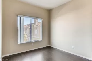 Photo #6: 2215760 Listing 