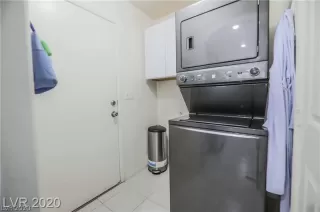 Photo #6: 2215764 Listing