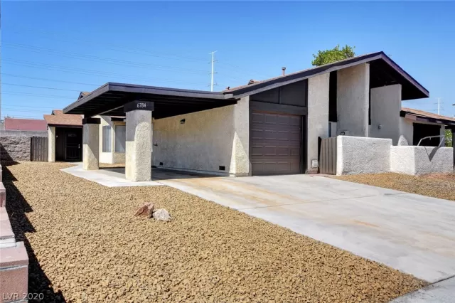 MLS: 2215786 Condo For Sale