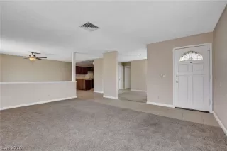 Photo #3: 2215786 Listing