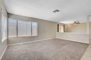 Photo #4: 2215786 Listing