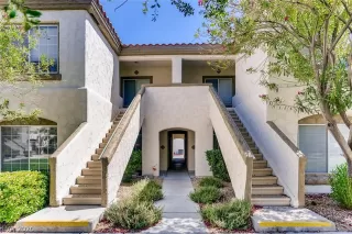Photo #3: 2215869 Listing
