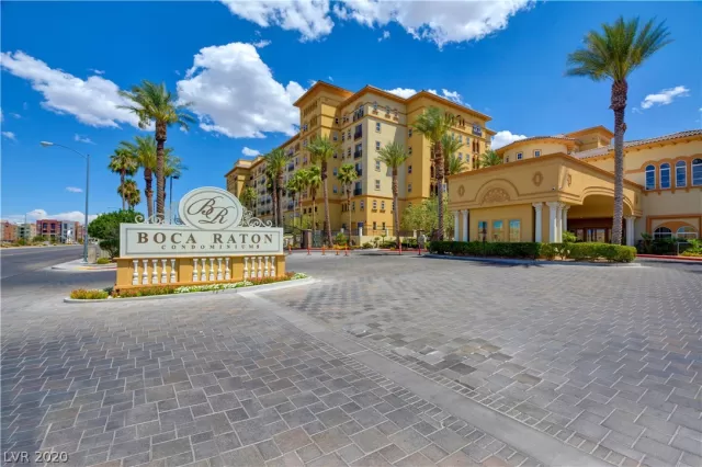 MLS: 2215875 Condo For Sale