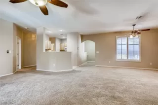 Photo #4: 2215895 Listing 