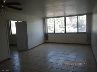 Photo #5: 2215952 Listing 