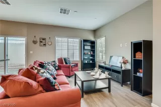 Photo #4: 2215962 Listing 