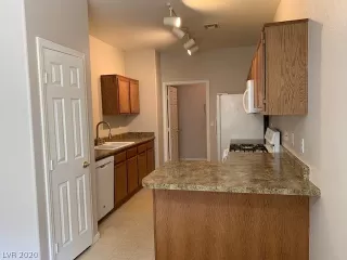 Photo #4: 2215986 Listing 