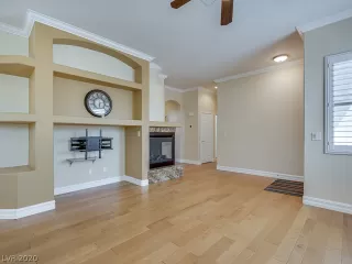 Photo #4: 2216140 Listing