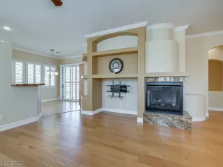 Photo #5: 2216140 Listing