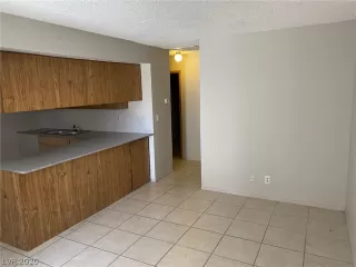 Photo #4: 2216159 Listing 