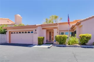 Photo #1: 2216206 Listing