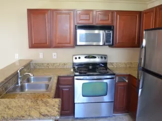 Photo #6: 2216247 Listing