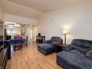 Photo #3: 2216250 Listing