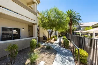 Photo #4: 2216290 Listing 
