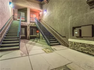 Photo #3: 2216297 Listing 