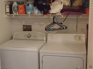 Photo #5: 2216299 Listing