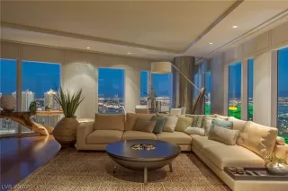 Photo #5: 2216323 Listing 