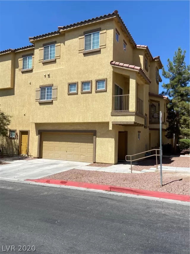 MLS: 2216347 Condo For Sale