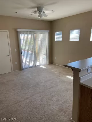 Photo #3: 2216347 Listing 