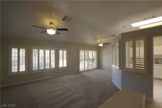 Photo #2: 2216368 Listing