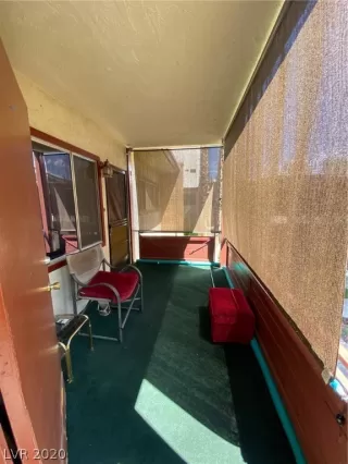 Photo #4: 2216435 Listing