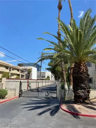 Photo #6: 2216435 Listing