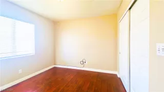 Photo #6: 2216457 Listing 