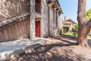 Photo #1: 2216464 Listing