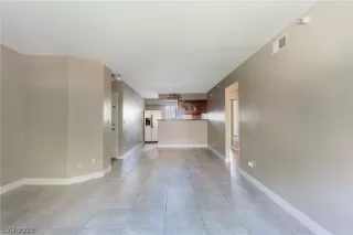 Photo #2: 2216464 Listing