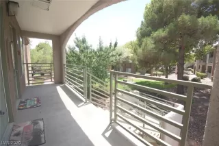 Photo #3: 2216489 Listing