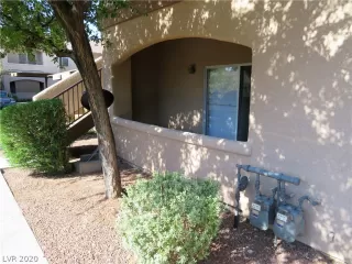 Photo #6: 2216501 Listing