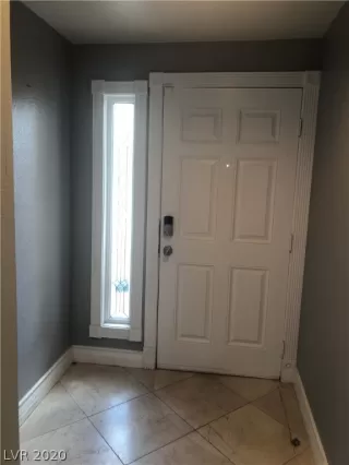 Photo #5: 2216503 Listing