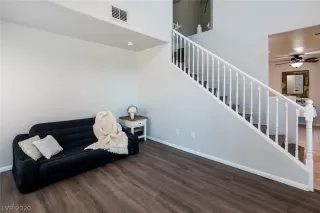 Photo #5: 2216542 Listing 