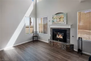 Photo #6: 2216542 Listing 