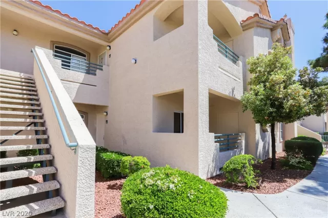 MLS: 2216650 Condo For Sale